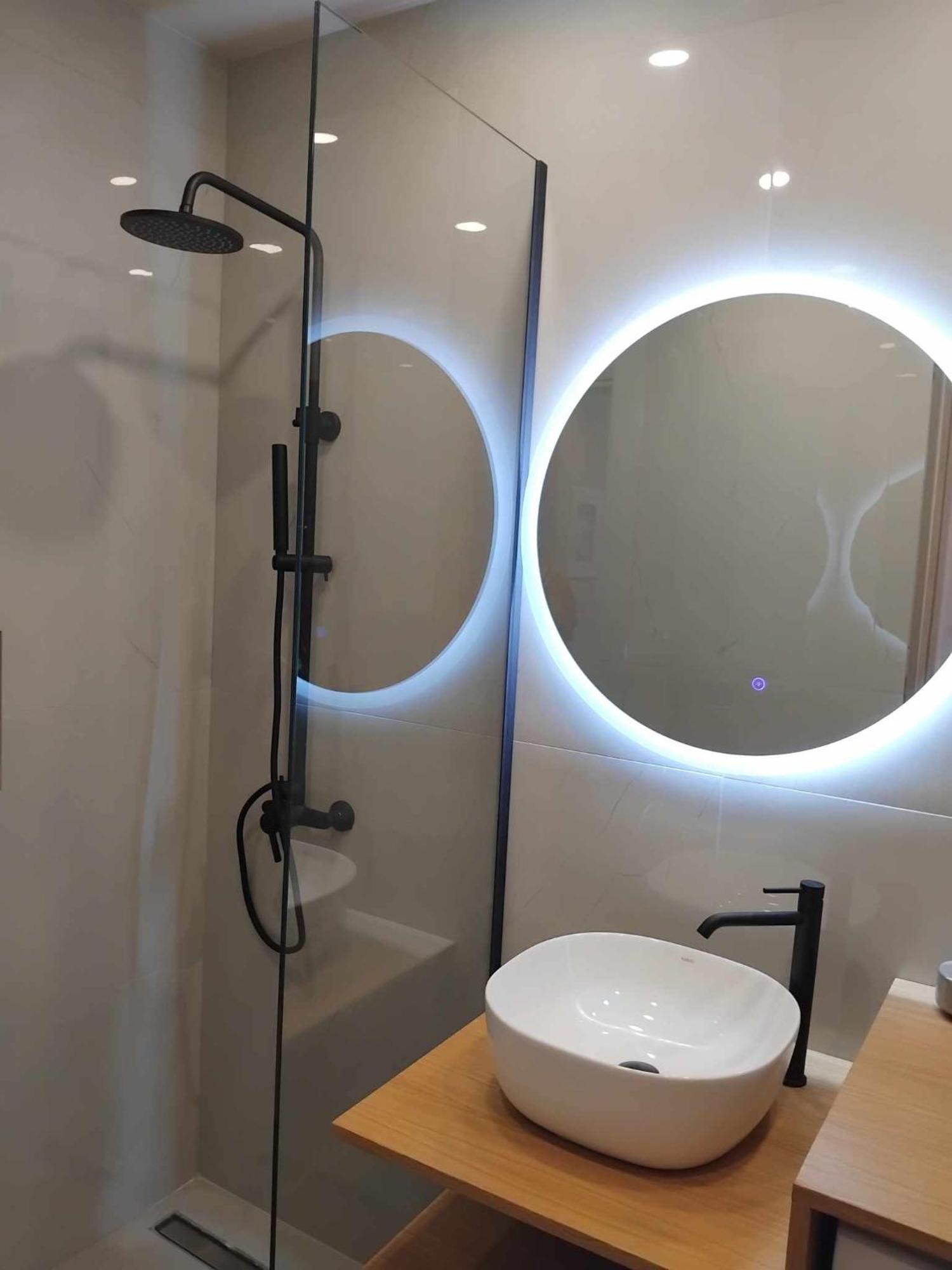 Simple, Calm And Luxurious Apartment Kalamata Bagian luar foto