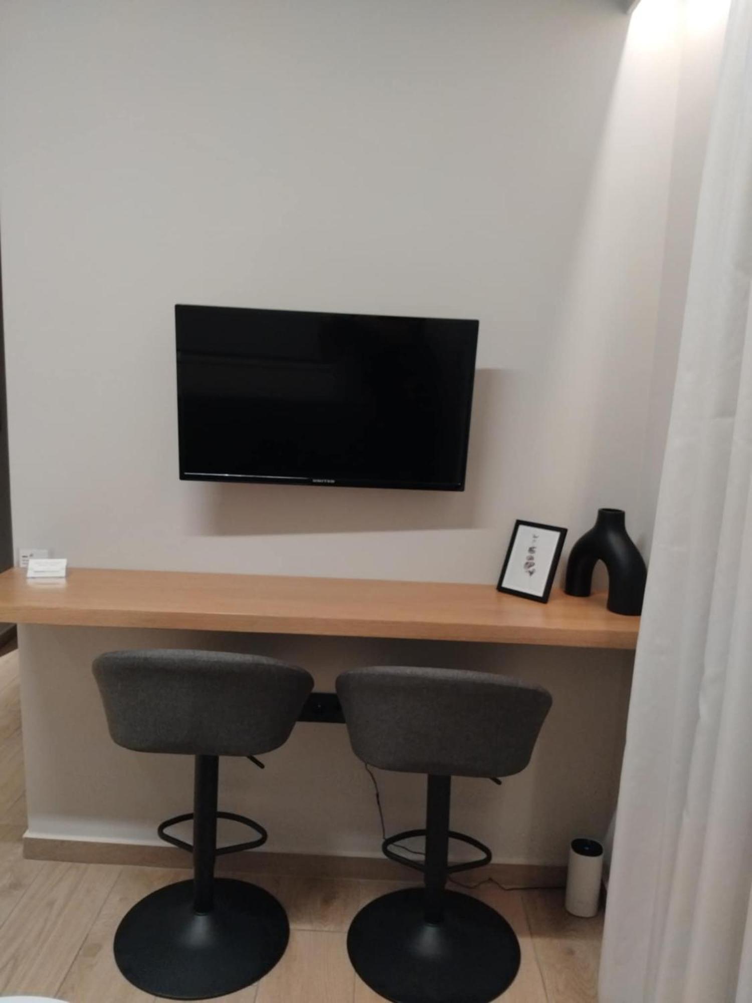 Simple, Calm And Luxurious Apartment Kalamata Bagian luar foto